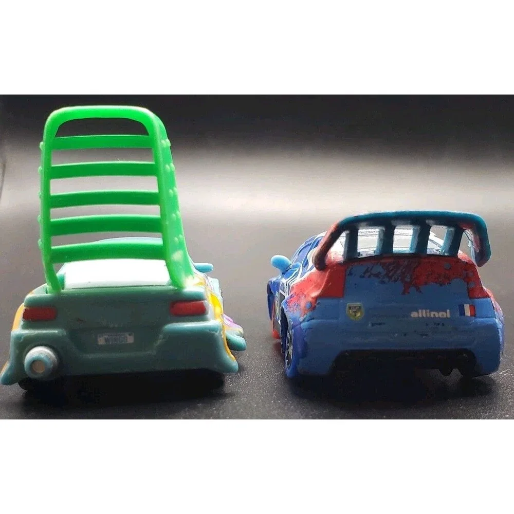Disney/Pixar/Mattel/Die cast/Cars/Carnival Cup Raoul CaRoule Chaser and Wingo...